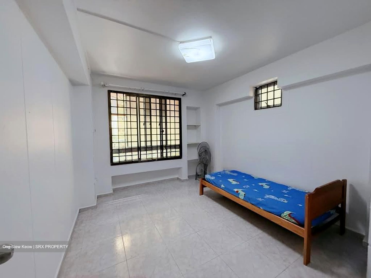 Tampines Street 24 (Tampines),  #593327361
